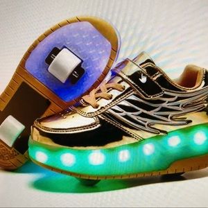 Rolled Shoes! Gold Winged Heely style sneakers EU 34 / US 3